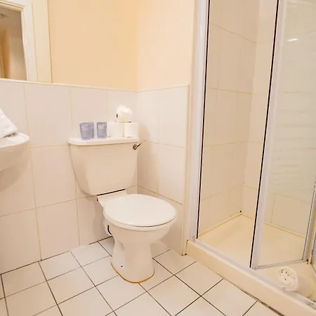 4 Bed Besides Campus - Sleeps 5 Limerick Junction