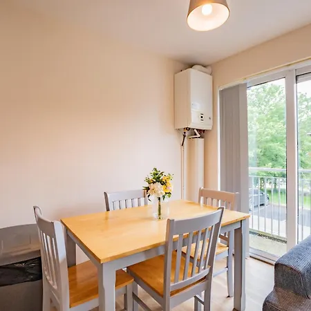 4 Bed Besides Campus - Sleeps 5 Limerick Junction